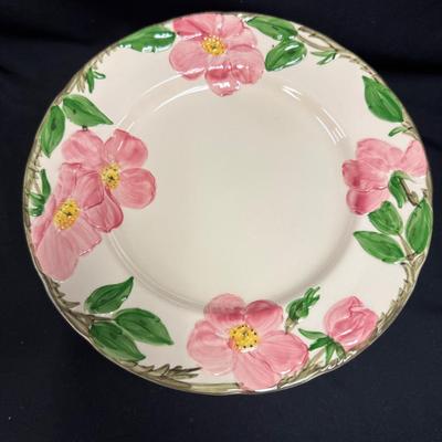 Lot 234: Fransican Desert Rose Luncheon Plates Set Of 5 