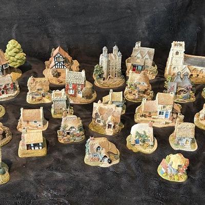 Handmade Lilliput Lane Collectible Assortment (A)