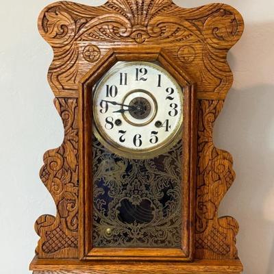 New Haven Antique Mantel Clock