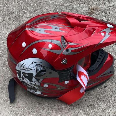 Red and Black Skull Graphic Motorcycle Helmet