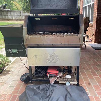 Rec Teq Wood Pellet Grill with Cover and Accessories – 43"H x 44"W x 22"D