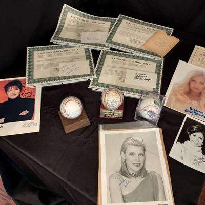 Autographs & Signed Photos: Alex Trebek, Sally Struthers, Vanna White, Lonnie Anderson & '58 Orioles