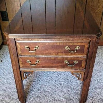 Lane Furniture Chinese Chippendale-Style End Table

