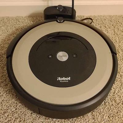 Roomba iRobot Vacuum Cleaner 
