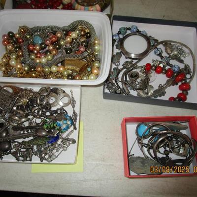 Sale Photo Thumbnail #76