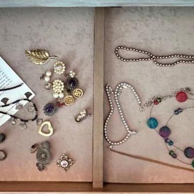 Sale Photo Thumbnail #145