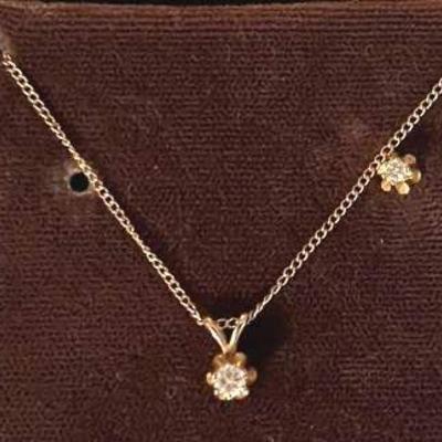 14k Yellow Gold Diamond Pendant Necklace + Single Matching Earring – Elegant & Tested