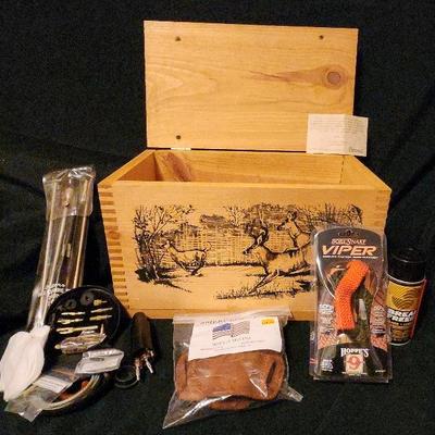 Ammo Accessories Starter Pack in an Evans Sports “The Classic” Wooden Box