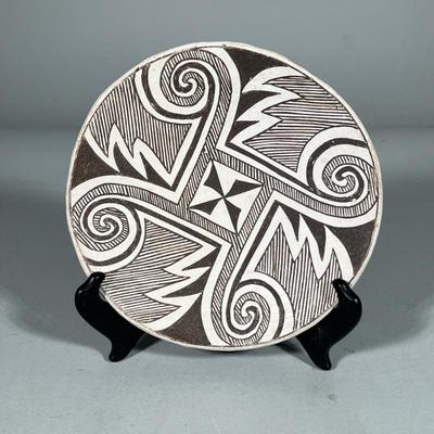 DOLORES SANCHEZ ACOMA POTTERY DECORATIVE PLATE | Singed decorative plate, signed on back “Dolores S Sanchez / Acoma NM” Dimensions: h. 1...