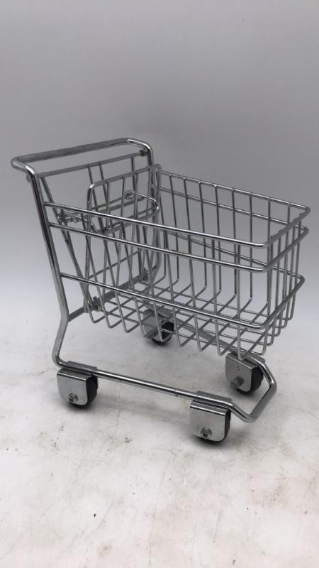 Sale Photo Thumbnail #137