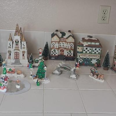 Traditions 39 Piece Porcelain Victoria Village
