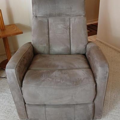 Jason Furniture Power Recliner 