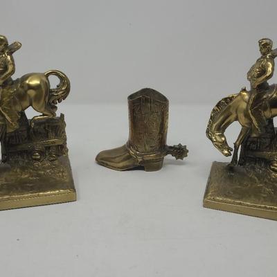 Brass Decor with a Twist of Western Style 