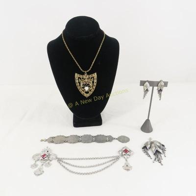Sale Photo Thumbnail #71