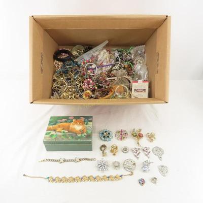 Sale Photo Thumbnail #130