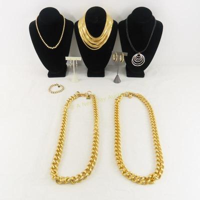 Sale Photo Thumbnail #122