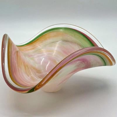 Sale Photo Thumbnail #44: Murano-Style Hand-Blown Art Glass Tri-Corner Bowl