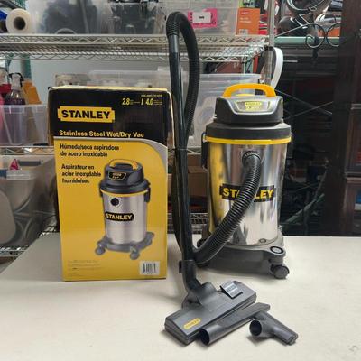 Sale Photo Thumbnail #183: Stanley 4-Gallon Stainless Steel Wet/Dry Vacuum