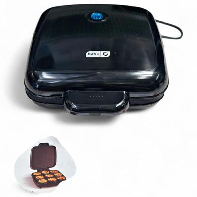 Sale Photo Thumbnail #156: Dash Family Size Egg Bite Maker DBBM900