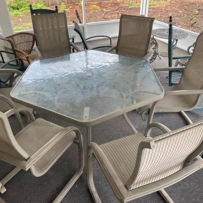Sale Photo Thumbnail #130: Martha Stewart Table and 6 Chairs