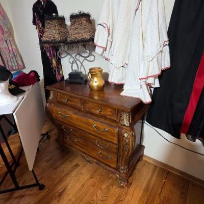 Sale Photo Thumbnail #144