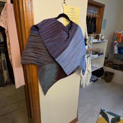 Sale Photo Thumbnail #47