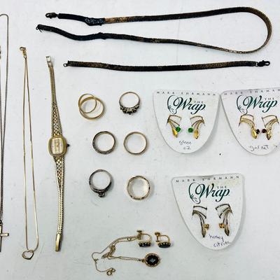 (16) Vintage Gold Jewelry