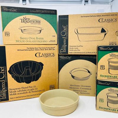 (7) Pampered Chef Stoneware Collection