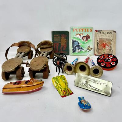 (14) Vintage Toy Collection