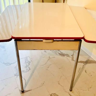 Retro Red and White Kitchen Table