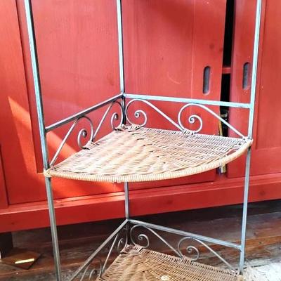 3-tiered Corner Shelf 