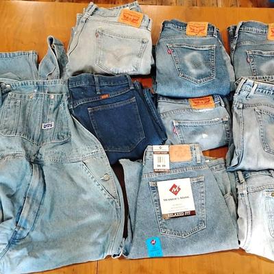 Men's Vintage Jeans Featuring Levi's 