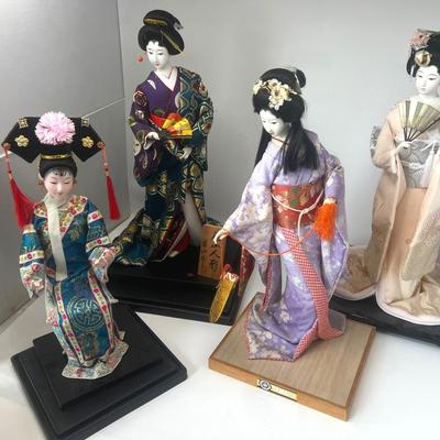 Kyugetsku Japanese Dolls