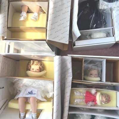 Shirley Temple Dolls, Lot 2