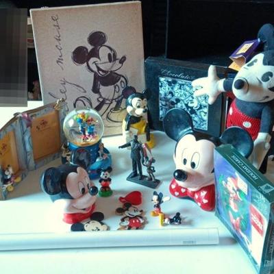 Mickey Mouse Memorabilia Lot 15
