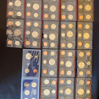 Uncirculated Proof Coin Sets From The 1990’s