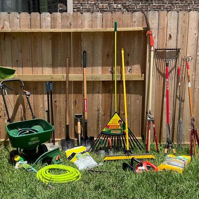 Lawn & Garden Tools