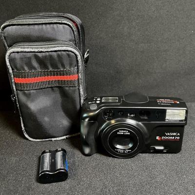 Yashica EZ Zoom 70 33mm Camera
