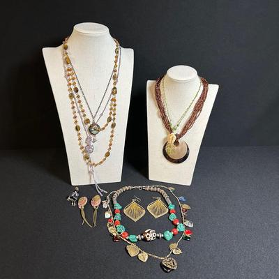 Statement Jewelry 