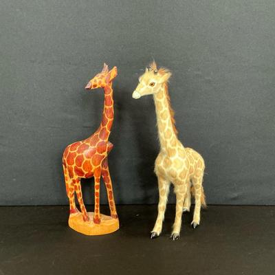 Giraffe Friends