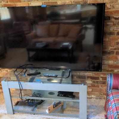 Sony Bravia 55" TV With Glass TV Table