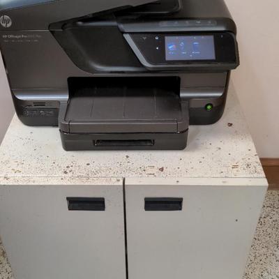 HP Officejet Pro 8600 Plus With Filer And Paper