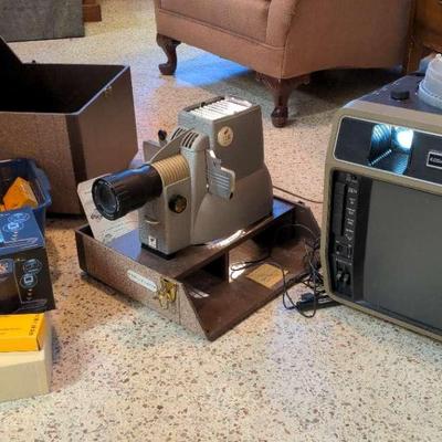Bell & Howell Projector And Kodak Ektragraphic 460 Slide Viewer