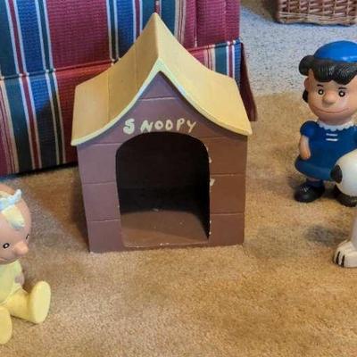Vintage Hand-painted Ceramic Peanuts Gang