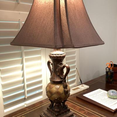 Urn Lamp