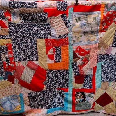 Lovely And Well-loved Handmade Quilt From 1943