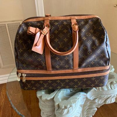 Authentic Louis Viitton