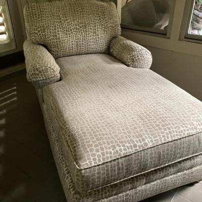 Smith Brothers Luxury Chaise