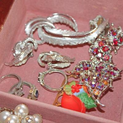 Sale Photo Thumbnail #147