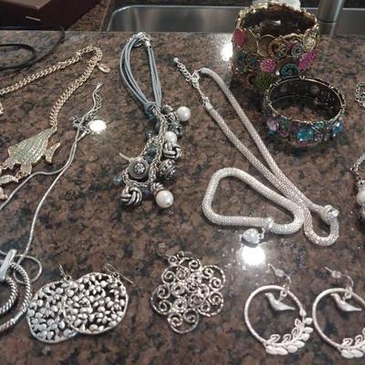 Sale Photo Thumbnail #58